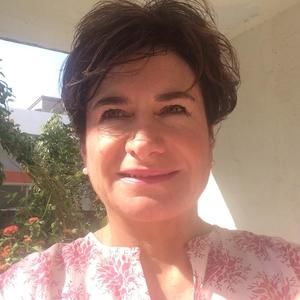 Meet your Posher, Lynne